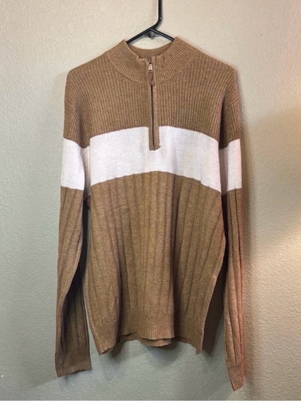New Frye Sweater Men’s Tan & White Stripe Quarter Zip Casual Preppy Knit Sz XL